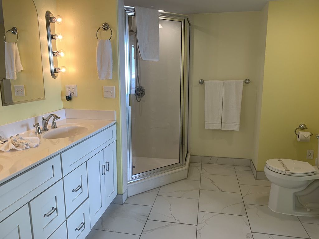 Daytona Beach Shores Club Unit 101 Spacious Master Bath